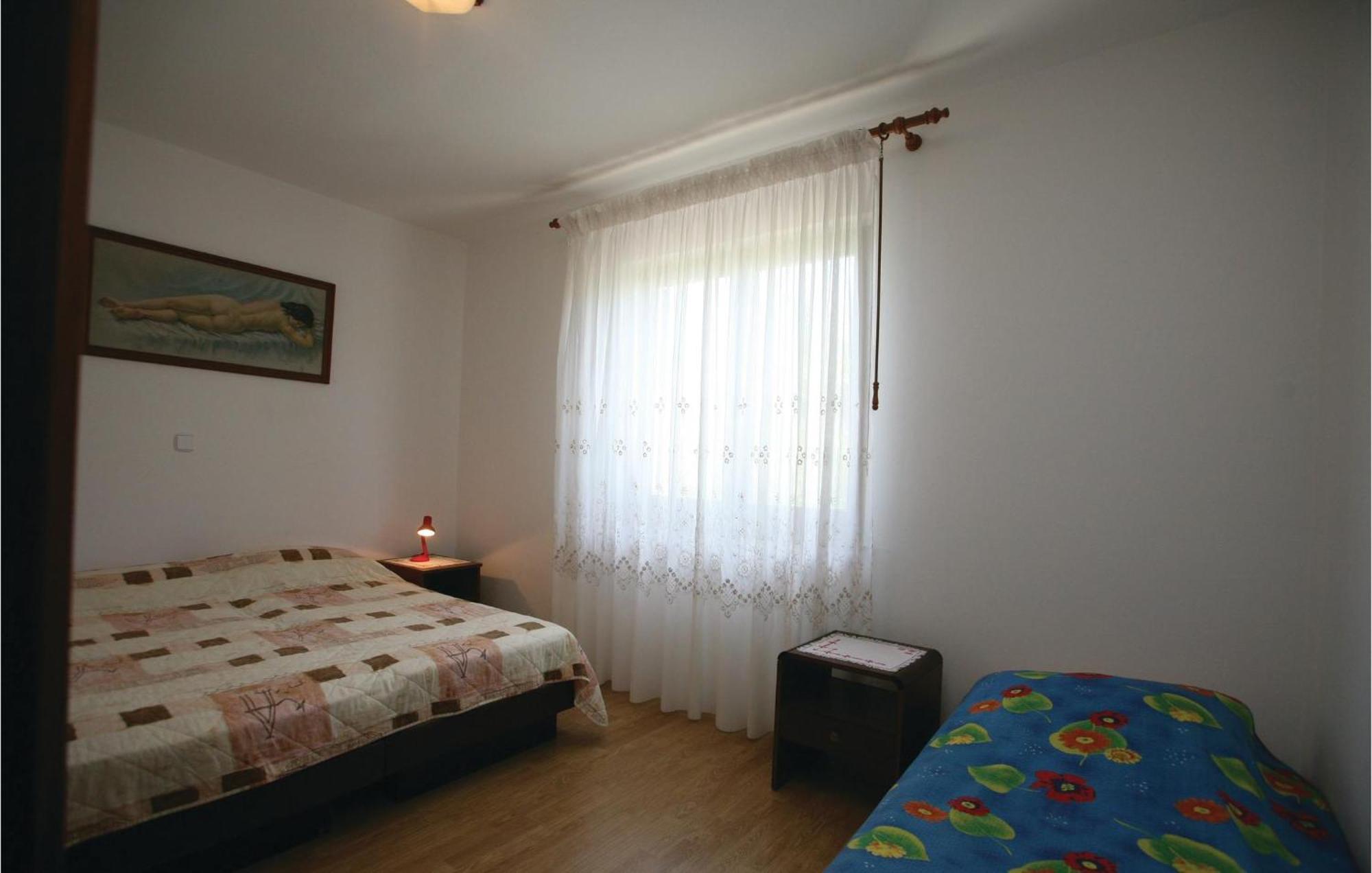 2 Bedroom Gorgeous Apartment In Labin Raša Exteriör bild