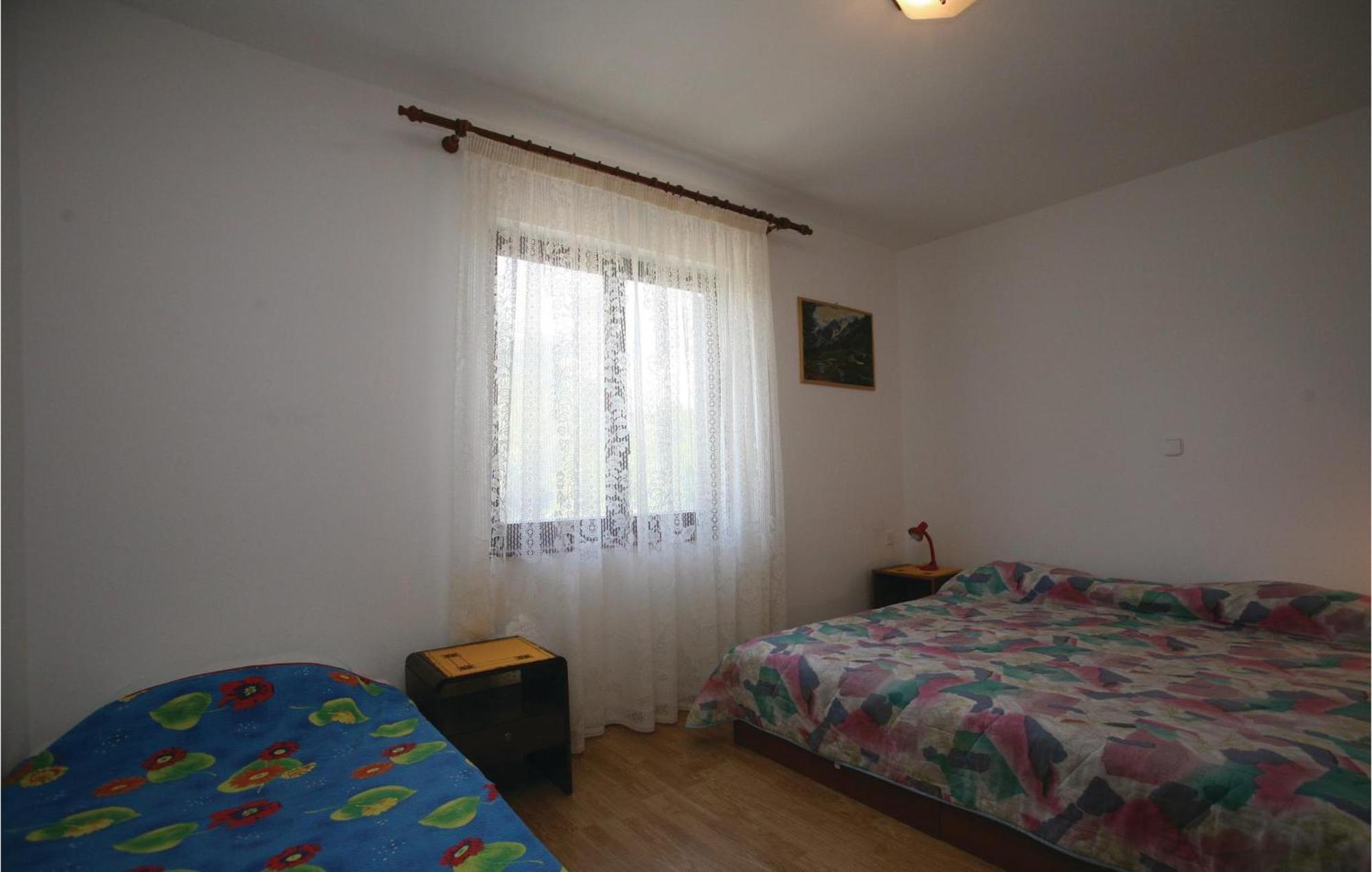 2 Bedroom Gorgeous Apartment In Labin Raša Exteriör bild